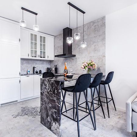 Apartament Roza Wiatrow Gizycko/Wilkasy Extérieur photo